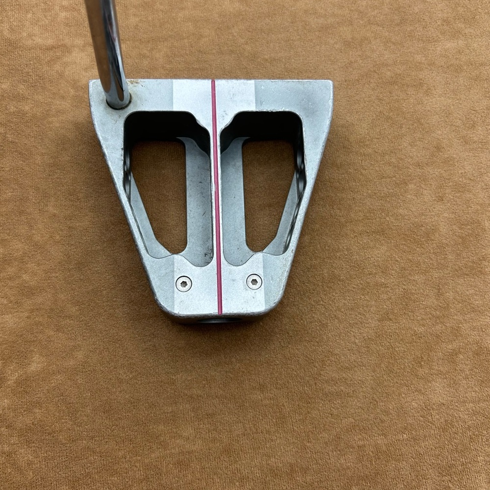 Bobby Grace Designed Silver Golf Putter Head - M64K-GT - Picture 4 of 7